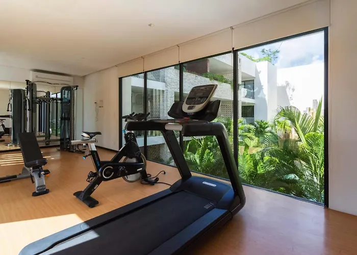 Spacious For 10 Great Amenities